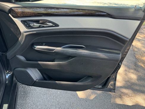 Used 2014 Cadillac SRX Premium AWD/4WD image 24