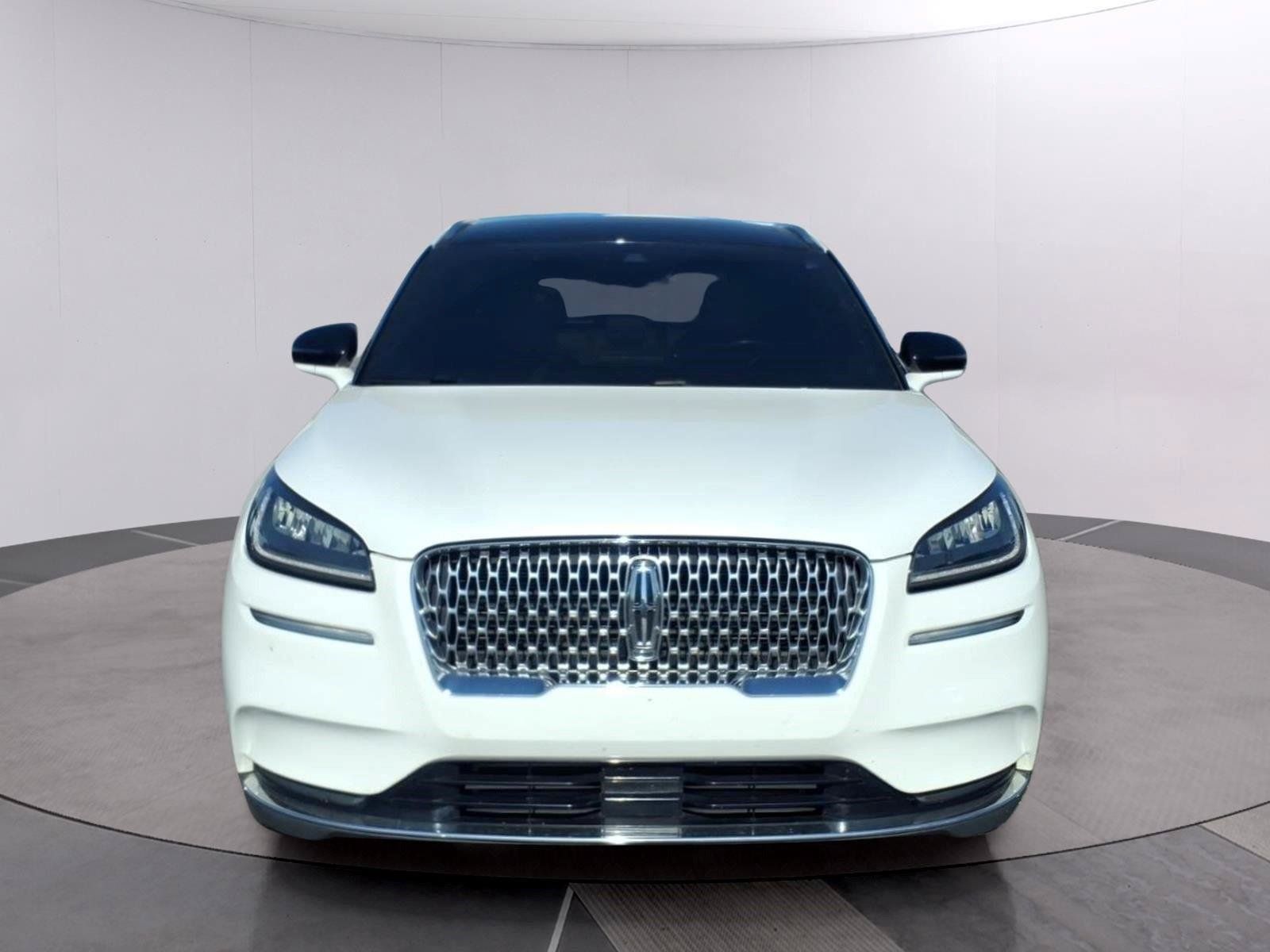 Used 2022 Lincoln Corsair Reserve w/ Elements Package FWD image 8