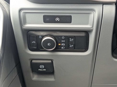 Used 2025 Ford F150 XLT w/ Equipment Group 301A Standard AWD/4WD image 17