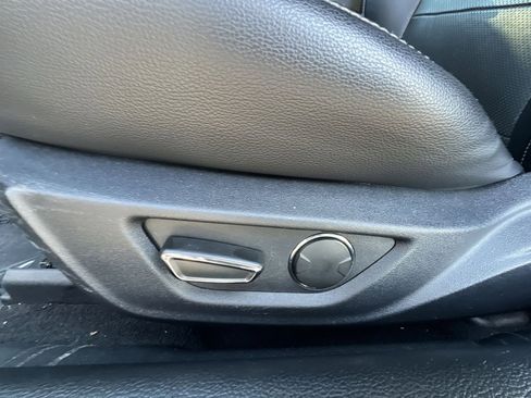 Used 2019 Ford Mustang Premium image 14