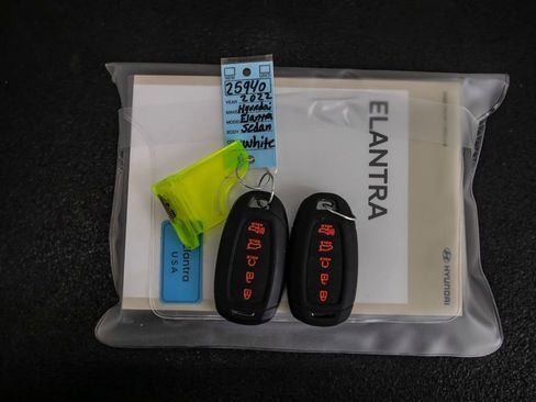 Used 2022 Hyundai Elantra SEL image 49