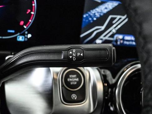 New 2026 Mercedes-Benz GLB 250 4MATIC image 12