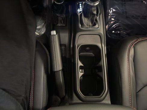 Used 2026 Jeep Wrangler Rubicon image 14