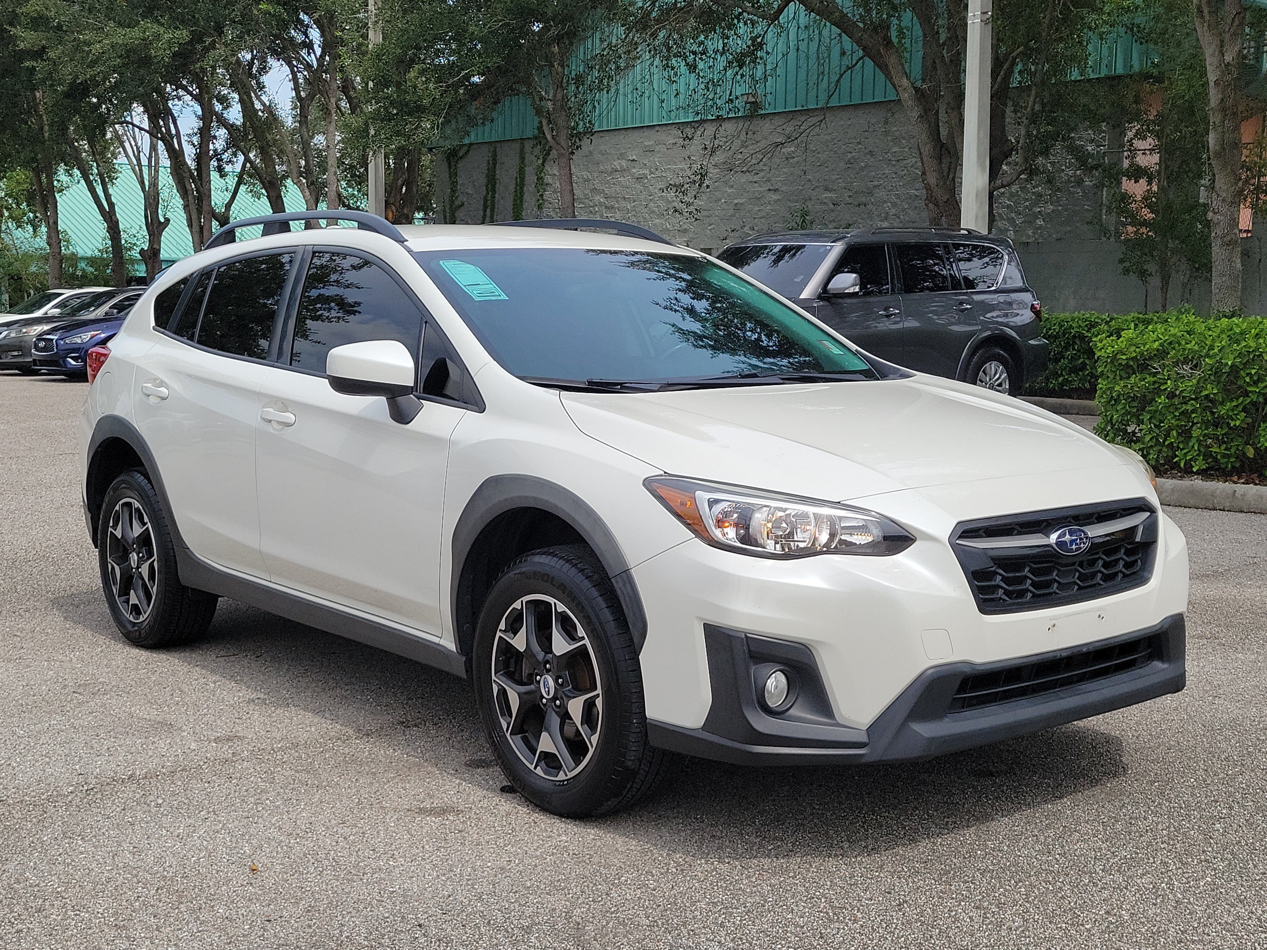 Used 2018 Subaru Crosstrek 2.0i Premium AWD/4WD image 3