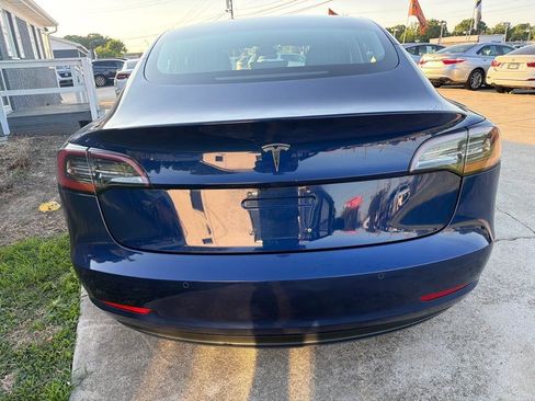 Used 2018 Tesla Model 3 Long Range RWD image 10