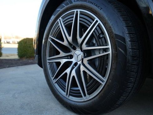 Certified 2025 Mercedes-Benz GLC 43 AMG 4MATIC image 15