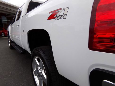 Used 2012 Chevrolet Silverado 2500 LTZ w/ LTZ Plus Package image 13