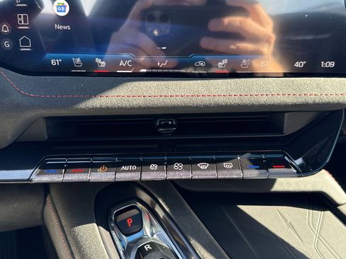 New 2026 Chevrolet Corvette Z06 w/ Z07 Performance Package image 27