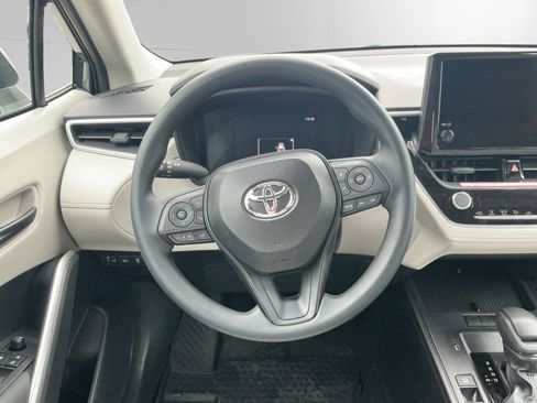 New 2026 Toyota Corolla Cross L image 12