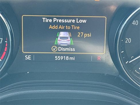 Used 2022 Buick Encore GX Select image 26