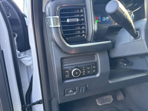 Used 2026 Ford F450 Lariat AWD/4WD image 28