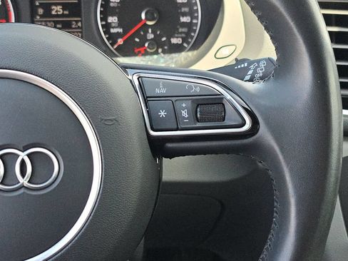 Used 2018 Audi Q3 2.0T Premium w/ Convenience Package FWD image 24
