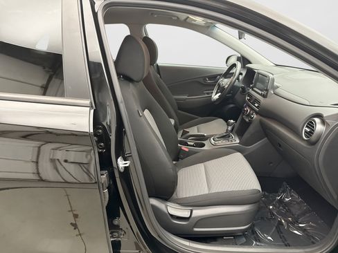 Used 2020 Hyundai Kona SEL AWD/4WD image 16