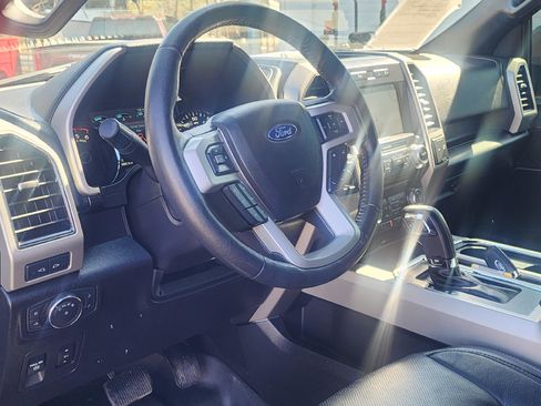 Used 2018 Ford F150 Lariat w/ Equipment Group 502A Luxury image 9