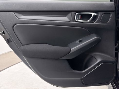 Used 2024 Honda Civic Sport image 28