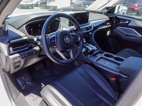 Certified 2026 Acura MDX FWD w/ Technology Package image 11