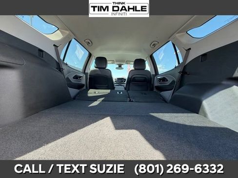 Used 2020 GMC Terrain SLT w/ Preferred Package AWD/4WD image 16