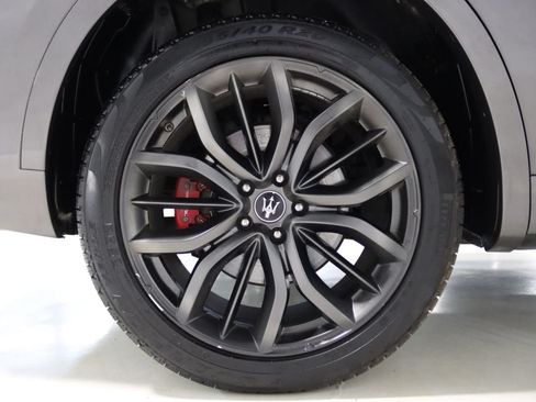 Used 2022 Maserati Levante Modena AWD/4WD image 86