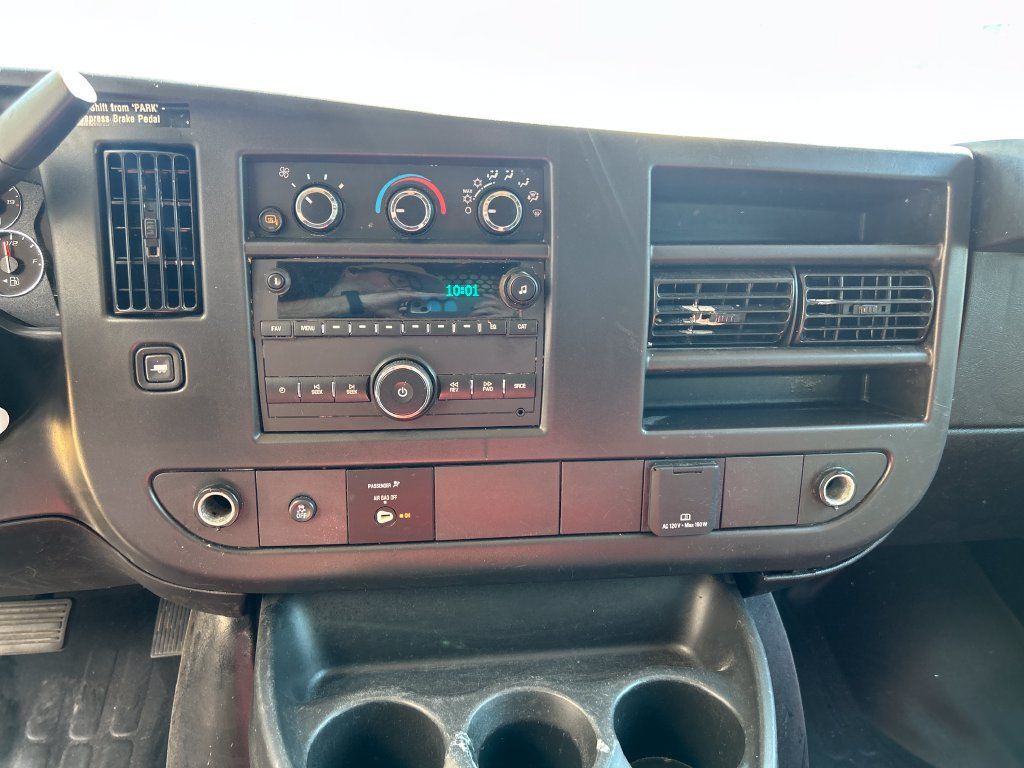 Used 2025 GMC Savana 2500 w/ Driver Convenience Package RWD image 18