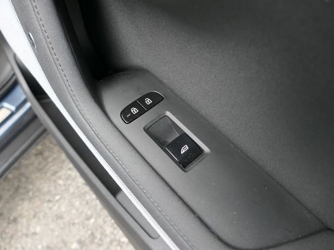 Used 2023 Polestar Polestar 2 AWD/4WD image 22
