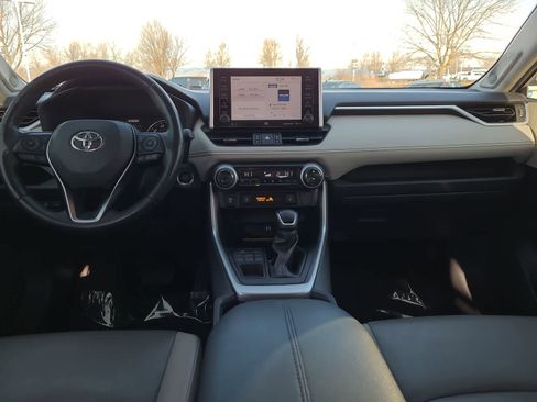 Used 2019 Toyota RAV4 XLE Premium w/ Advanced Technology Package image 18