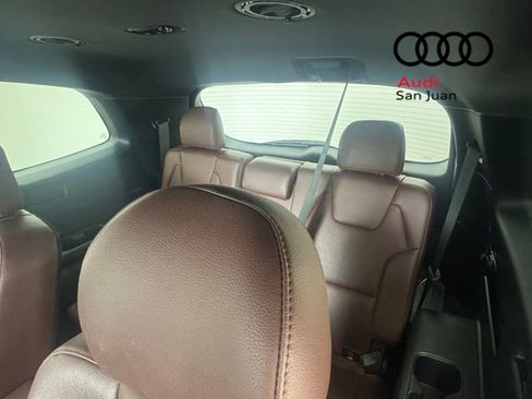 Used 2023 Kia Telluride EX w/ EX Captain's Chair Package FWD image 24