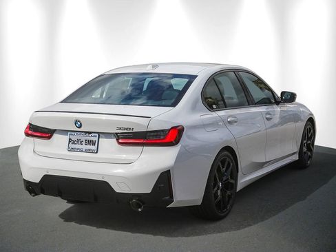 New 2026 BMW 330i Sedan w/ M Sport Package RWD image 6
