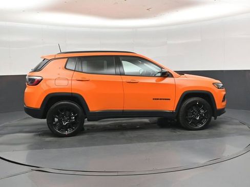 New 2026 Jeep Compass Latitude AWD/4WD image 2