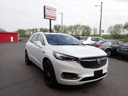 Used 2018 Buick Enclave Avenir w/ Trailering Package AWD/4WD image 1
