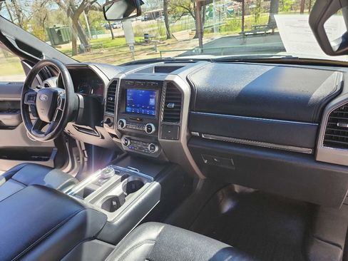 Used 2019 Ford Expedition XLT w/ Equipment Group 202A image 44