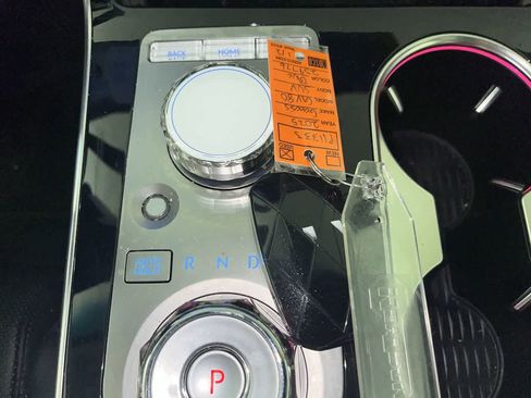 Used 2025 Genesis GV80 2.5T Standard image 24