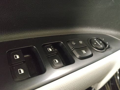 Used 2023 Kia Rio S FWD image 27