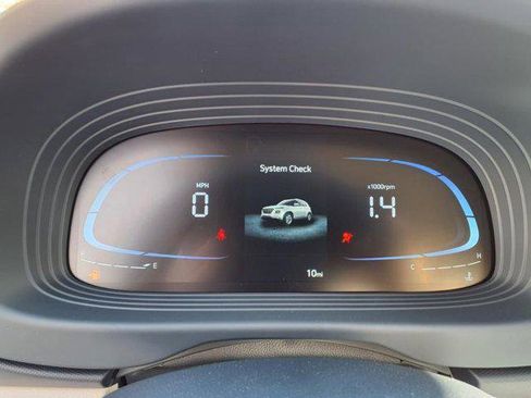 New 2025 Hyundai Venue Limited image 9