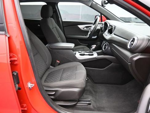 Used 2022 Chevrolet Blazer LT image 43