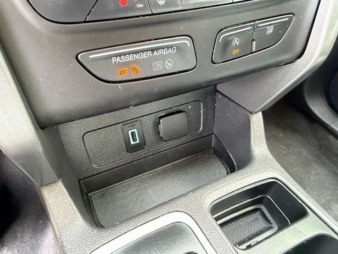 Used 2018 Ford Escape SE AWD/4WD image 20