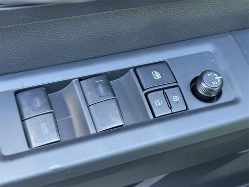 New 2026 Toyota Tundra SR5 image 17