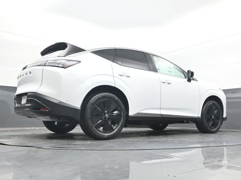 New 2025 Nissan Murano SV image 28