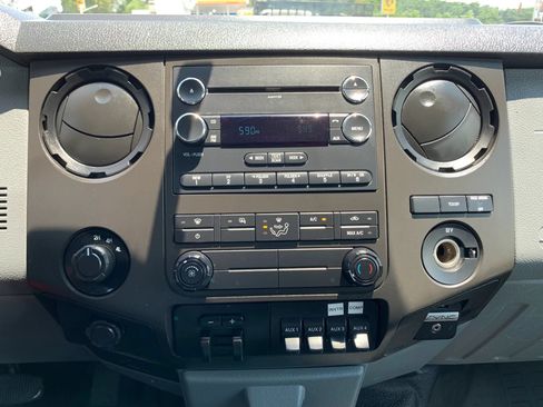Used 2016 Ford F550 4x4 SuperCab Super Duty image 15