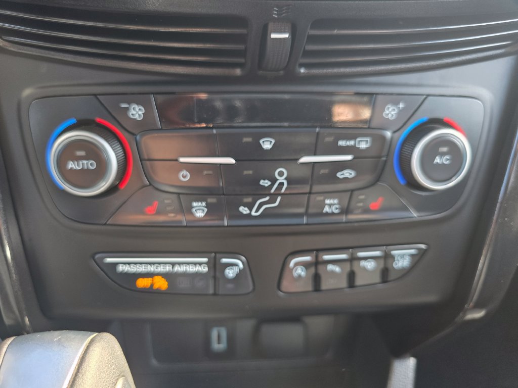 Certified 2019 Ford Escape Titanium AWD/4WD image 23