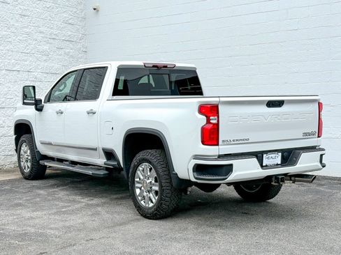 Certified 2024 Chevrolet Silverado 2500 High Country w/ Technology Package AWD/4WD image 7