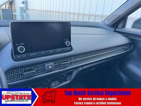 Used 2025 Honda HR-V Sport image 14
