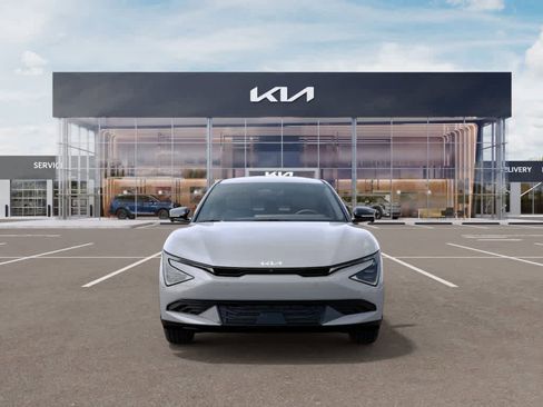 New 2025 Kia EV6 Wind image 2