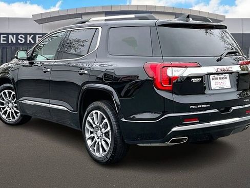 Certified 2023 GMC Acadia Denali w/ LPO, Floor Liner Package image 12