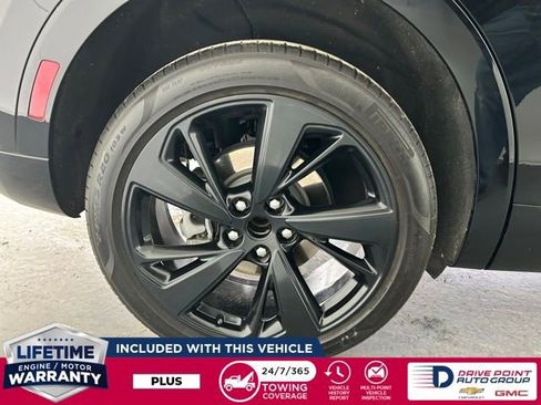 Used 2023 Buick Envision Essence w/ Sport Touring Package image 12