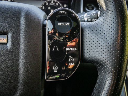 Used 2019 Land Rover Range Rover Sport HSE image 20