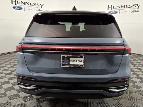 Used 2026 Lincoln Nautilus Reserve AWD/4WD image 5