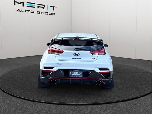 Used 2022 Hyundai Veloster N N Coupe 3D image 8