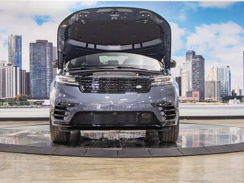 New 2026 Land Rover Range Rover Velar Dynamic SE image 4