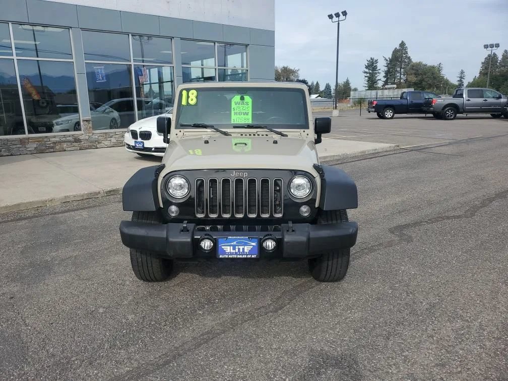 Used 2018 Jeep Wrangler Unlimited Sport w/ Quick Order Package 24W AWD/4WD image 3