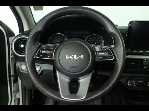 Used 2023 Kia Forte LXS FWD image 12